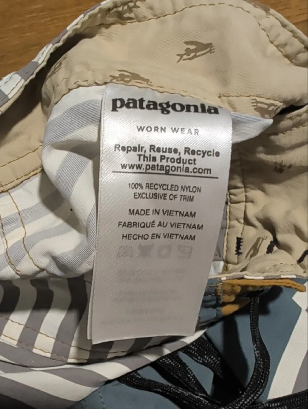Patagonia Men’s Striped Board Shorts in Mustard, Blue & Gray Size 32